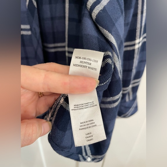 Rails Hunter Plaid Button Up Shirt Midnight White Navy Blue Silver Large - Picture 4 of 4